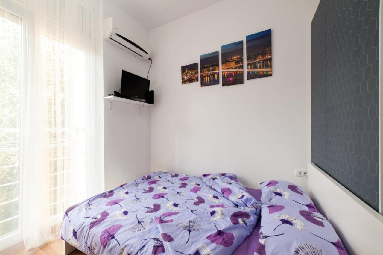 Mia Apartment Novi Sad Buitenkant foto